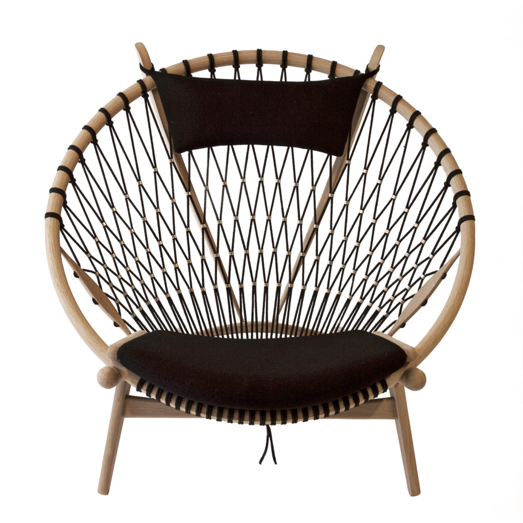 pp130 | Circle Chair