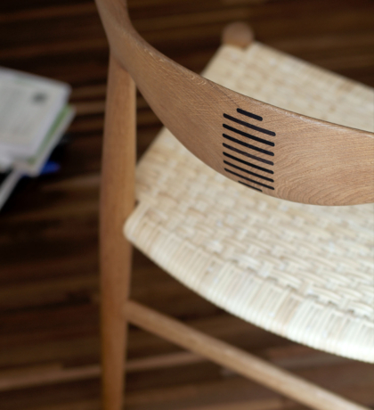 pp505_cow_horn_chair_isitcasa_2014_interior_clr_lh-8