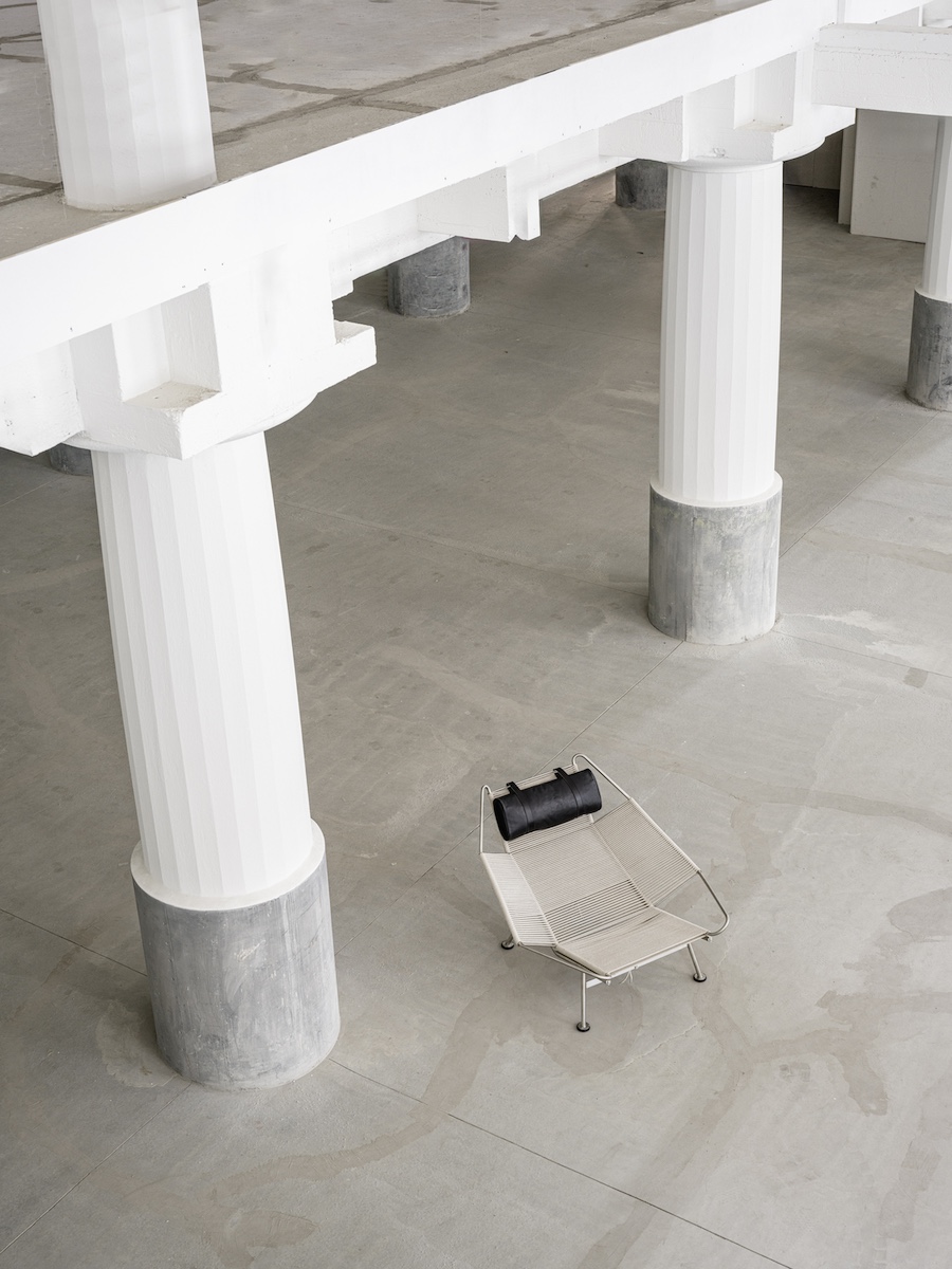 pp_mobler_wegner_pp225_flag_halyard_chair_lifestyle_arr-2