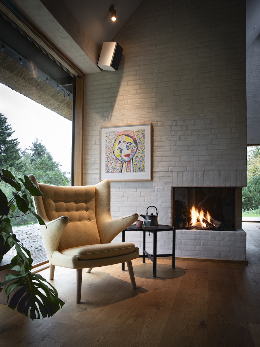 pp19_oak_yellow_pp35_black_interior_23_khp-1