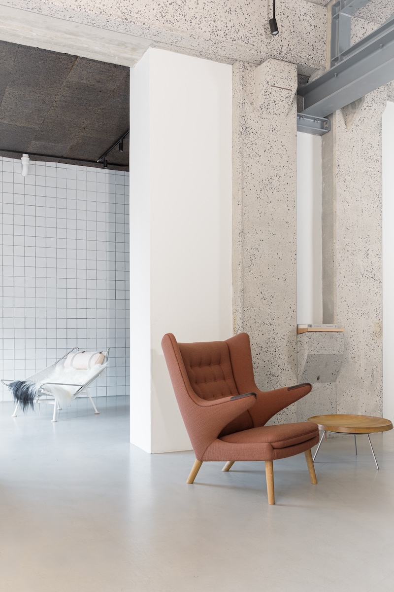 pp_møbler_wegner_pp19_papa_bear_chair_flagship-store-1