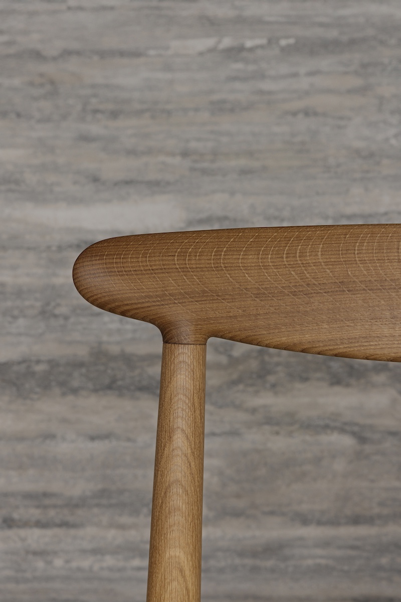 pp_mobler_wegner_pp101_oak_oil_lifestyle-2