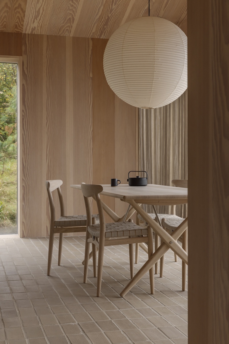 pp_mobler_wegner_pp101_pp85_oak_soap_lifestyle-3