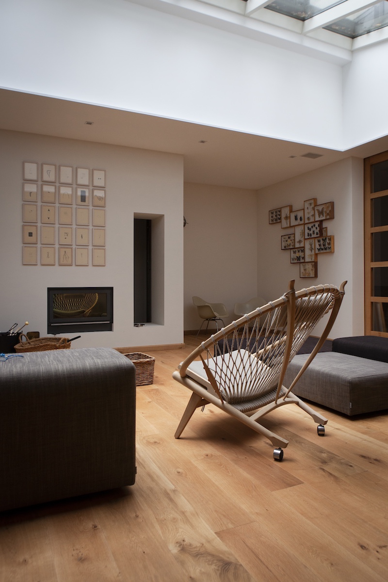 pp_mobler_wegner_pp130_circle_chair_lifestyle-1