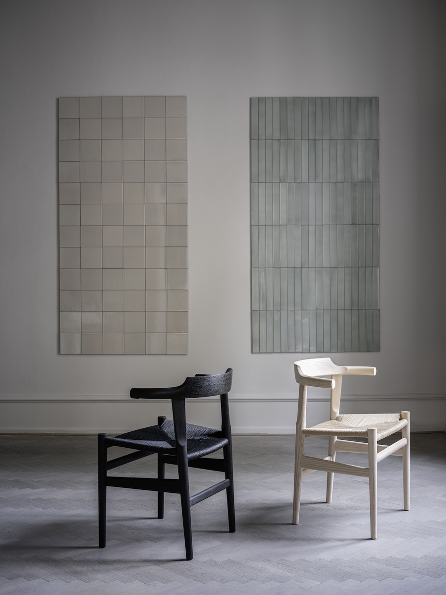pp_mobler_wegner_pp68_final_chair_ash_soap_black_lifestyle-1